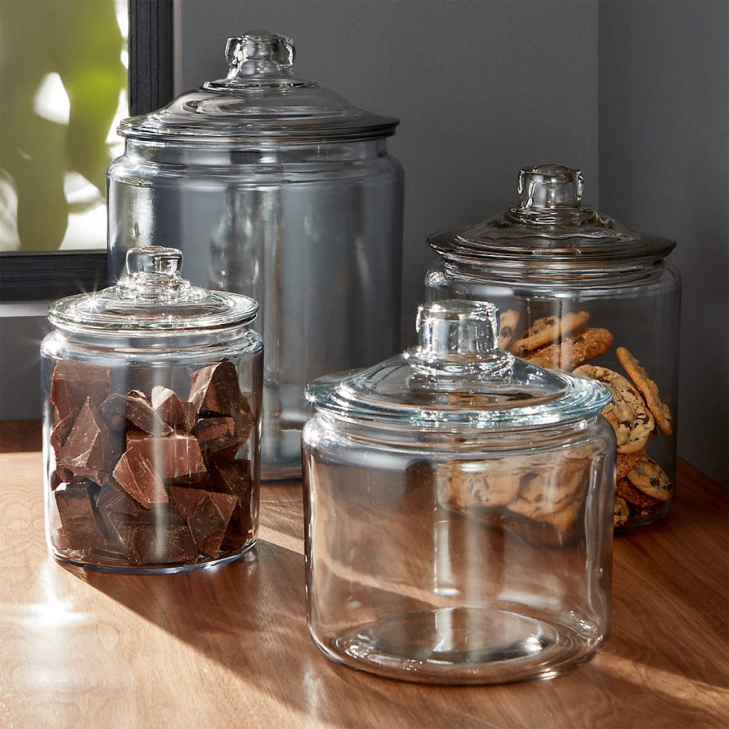 Canisters made of Glass